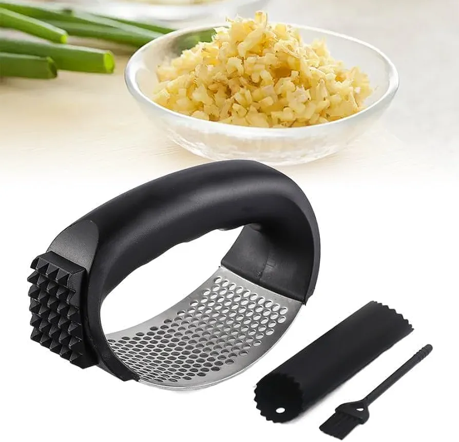 Stainless Steel Garlic Press, Garlic Chopper Garlic Press Rocker Set with Peeler, Garlic Mincer Crusher Masher with Peeler and Cleaning Brush, Garlic Chopper for Smash Garlic Kitchen Tools (Black)